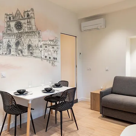 Croix Paquet - Appartements A Lyon Exterior photo